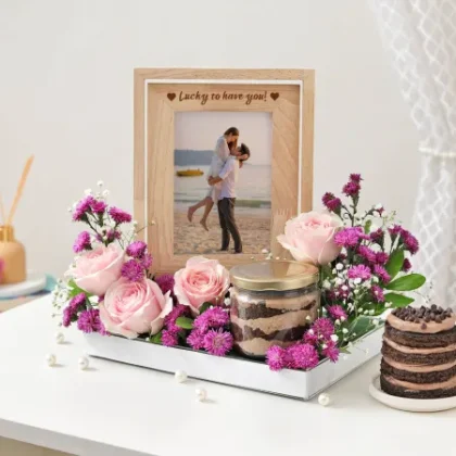 Love's Embrace Personalized Gift Hamper